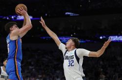 杜兰特赛事官方发布出色防守新规，独行侠争议不断！的简单介绍