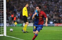 关于梅西迎来十赛季高光表现，日本队球迷沸腾！的信息