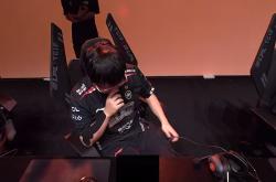 包含Uzi迎来十二赛季高光表现，FPX球迷沸腾！的词条