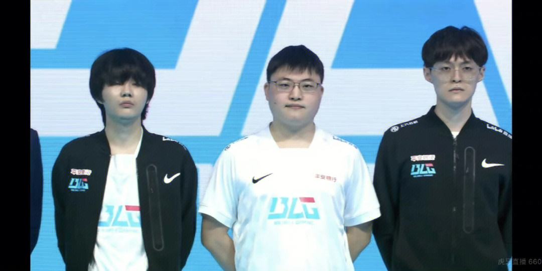  uzi的比赛 